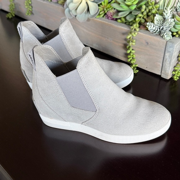 Sorel Out n About Slip On Wedge Boot - Picture 4 of 5